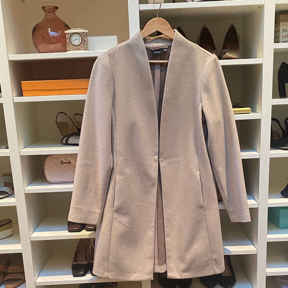 Vera Moda - Chic Beige Short Coat. NEW!  Size L.